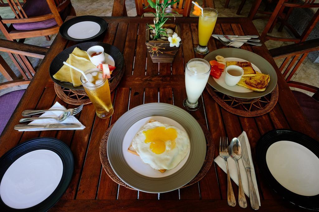 Ellies Hotel Nusa Dua  Exterior foto