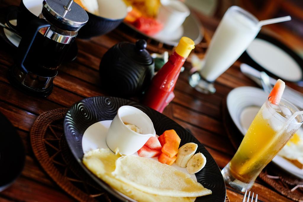 Ellies Hotel Nusa Dua  Exterior foto
