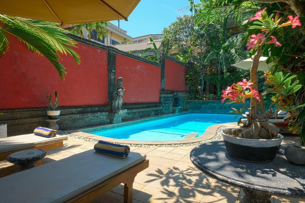 Ellies Hotel Nusa Dua  Exterior foto