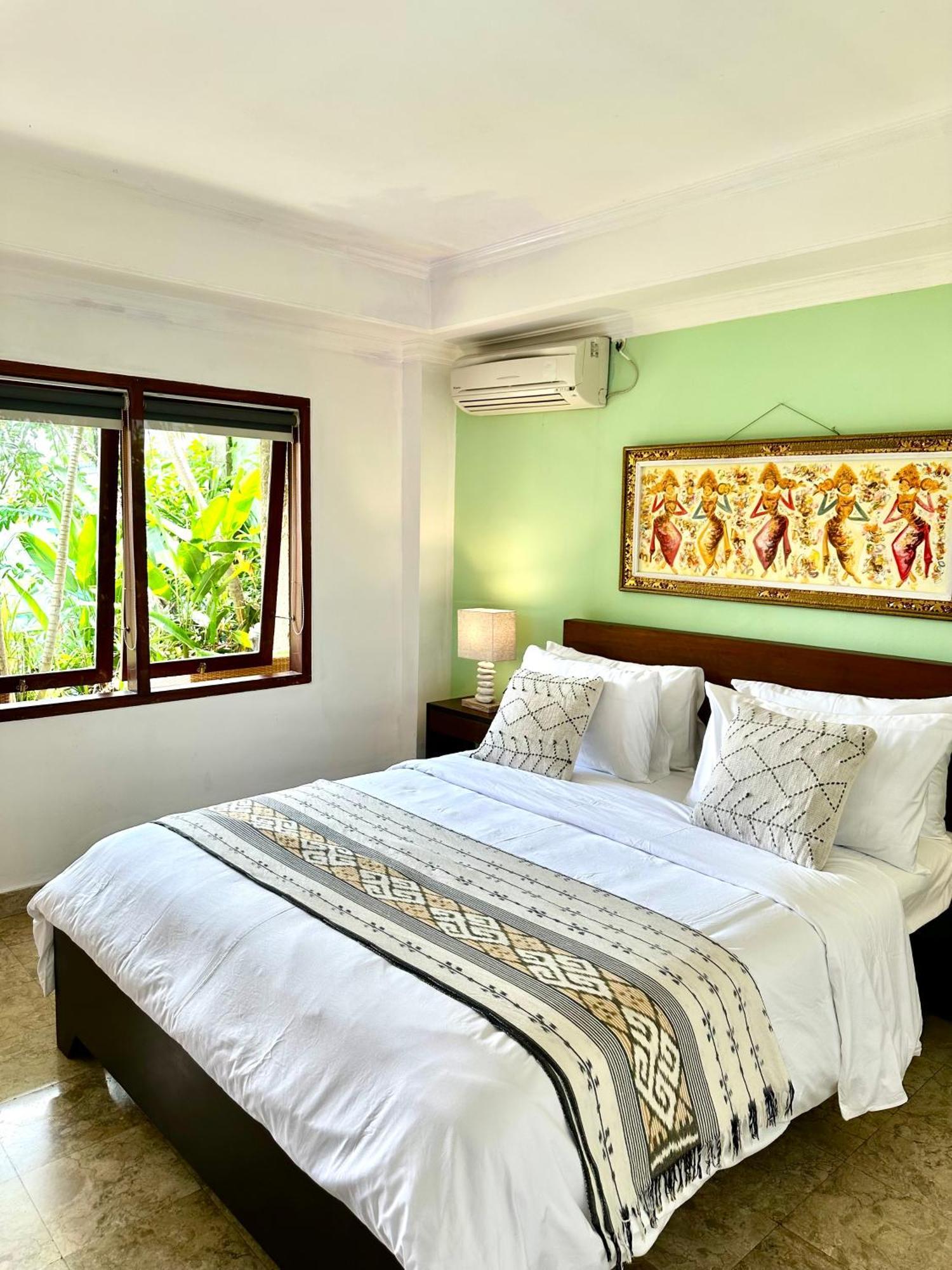 Ellies Hotel Nusa Dua  Exterior foto