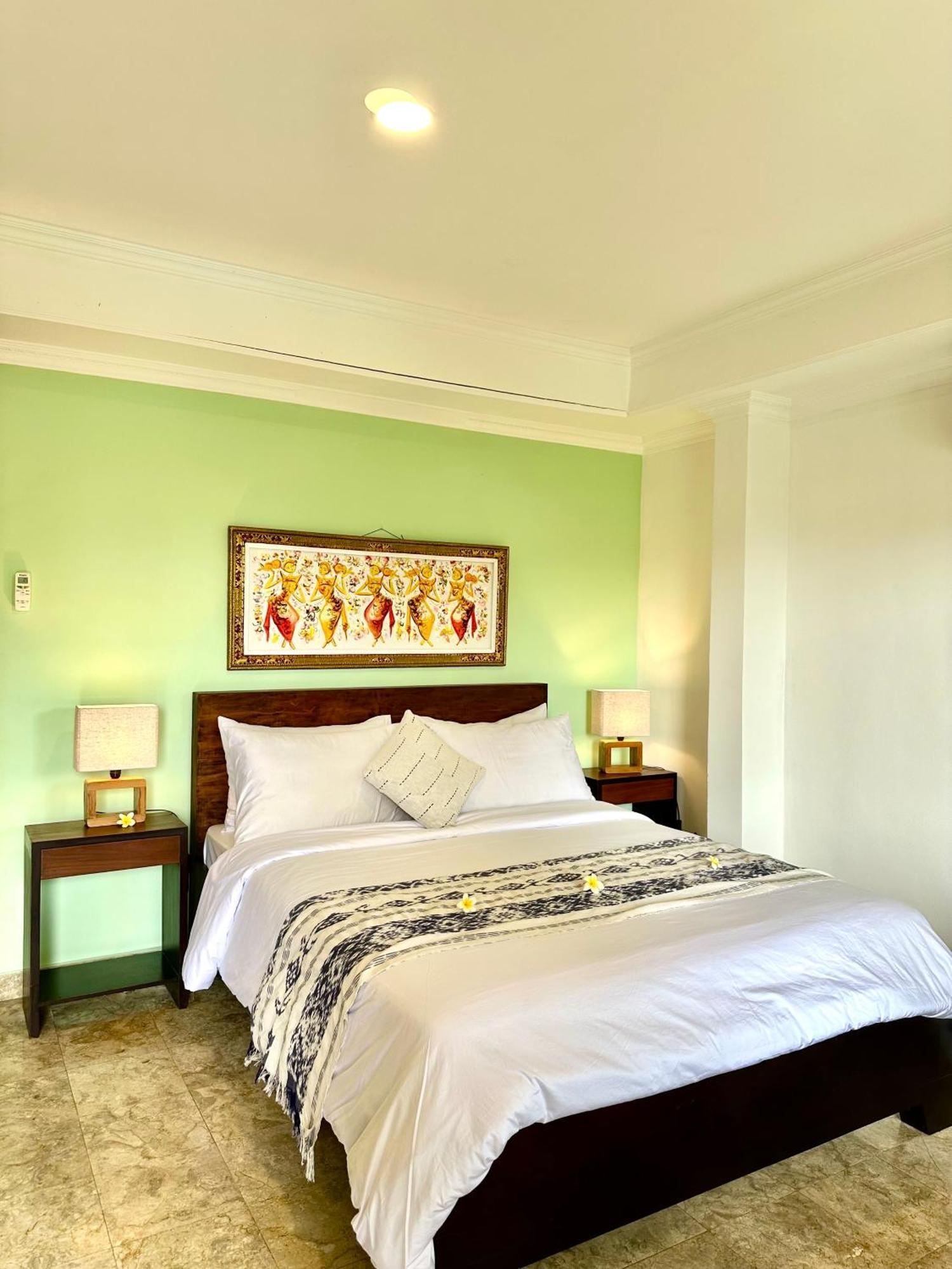 Ellies Hotel Nusa Dua  Exterior foto