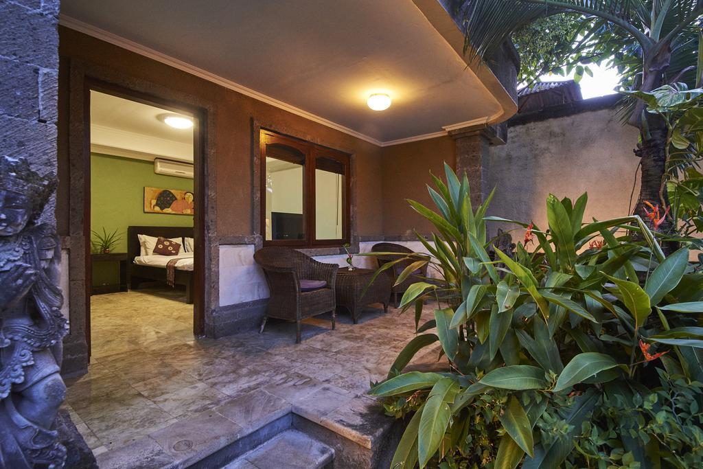 Ellies Hotel Nusa Dua  Exterior foto
