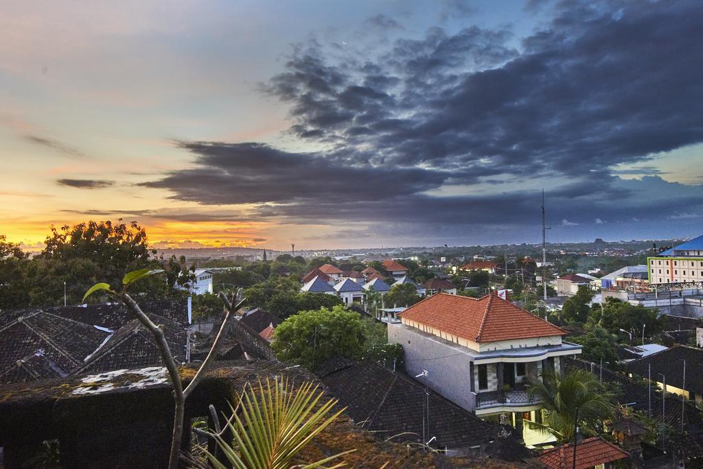 Ellies Hotel Nusa Dua  Exterior foto