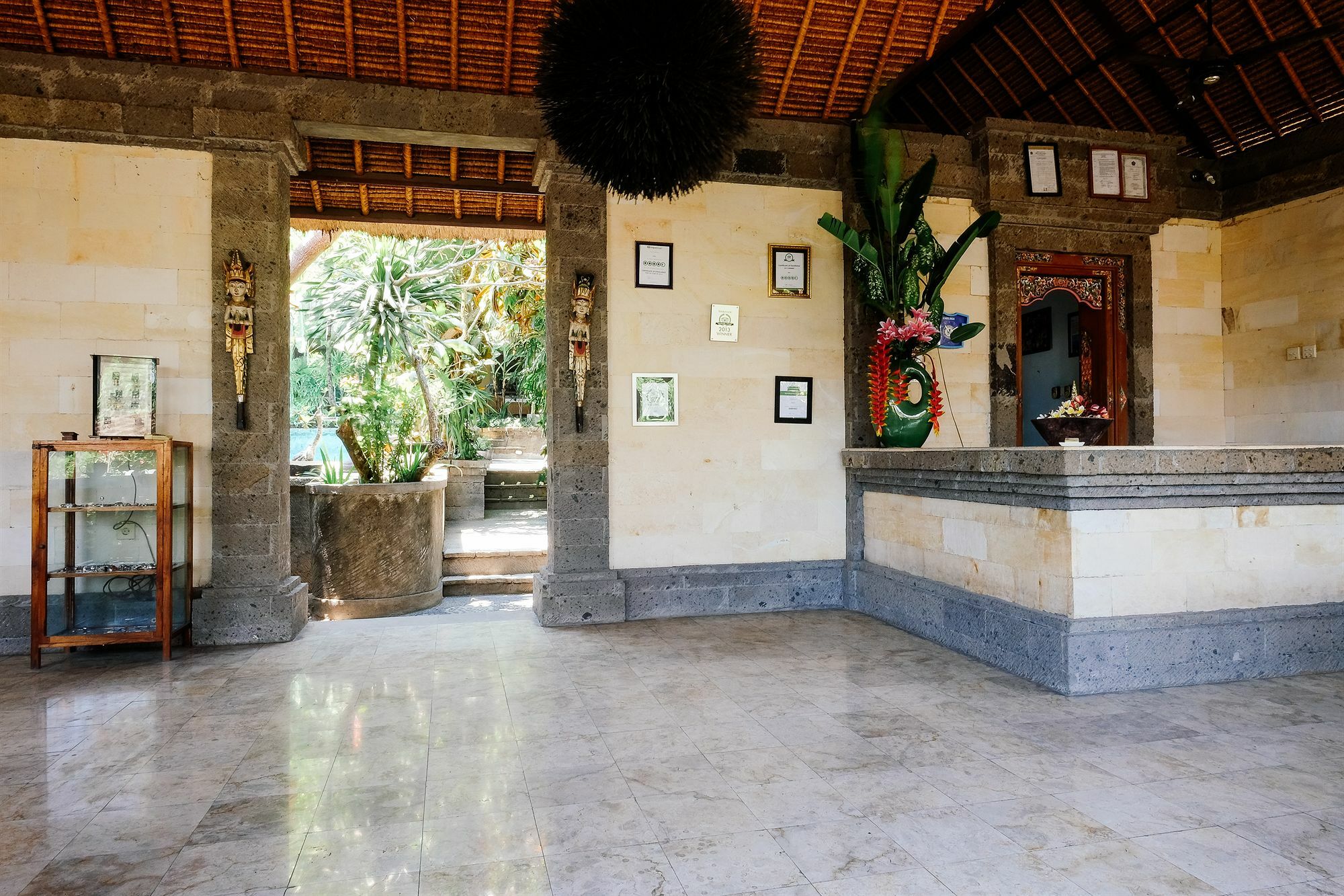 Ellies Hotel Nusa Dua  Exterior foto